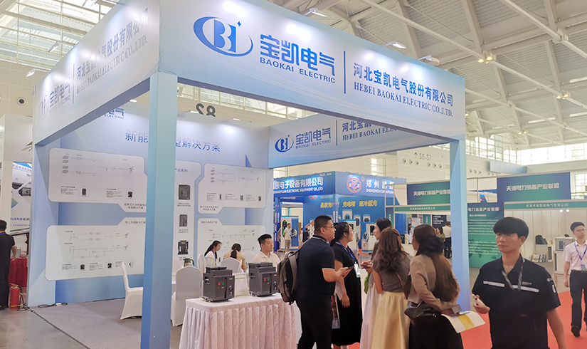 暴击行业天花板！jinnianhui今年会电气硬核技术亮相天津清洁能源展，引央视记者及能源产业巨头现场“挖宝”